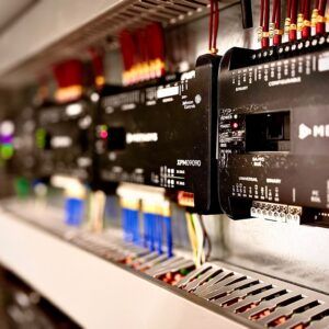 Formació en programació i posada en marxa de PLCs Siemens amb TIA Portal